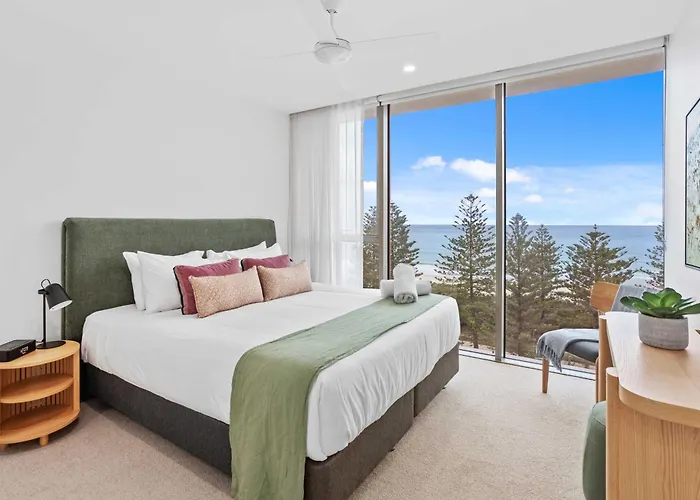 Luxury Ocean View Burleigh Apartment Gold Coast