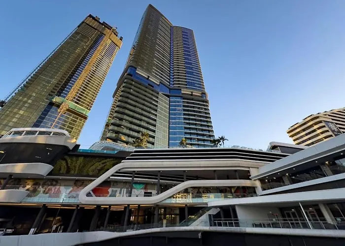 Star In The Sky Broadbeach - Stunning Ocean Views Gold Coast