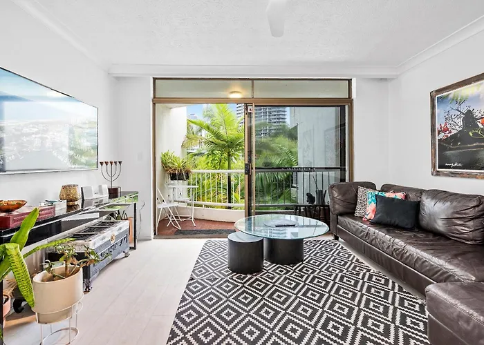 Surfers Paradise Seaside Retreat Gold Coast