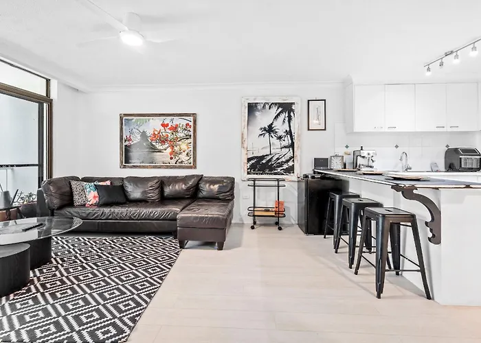 Surfers Paradise Seaside Retreat Gold Coast