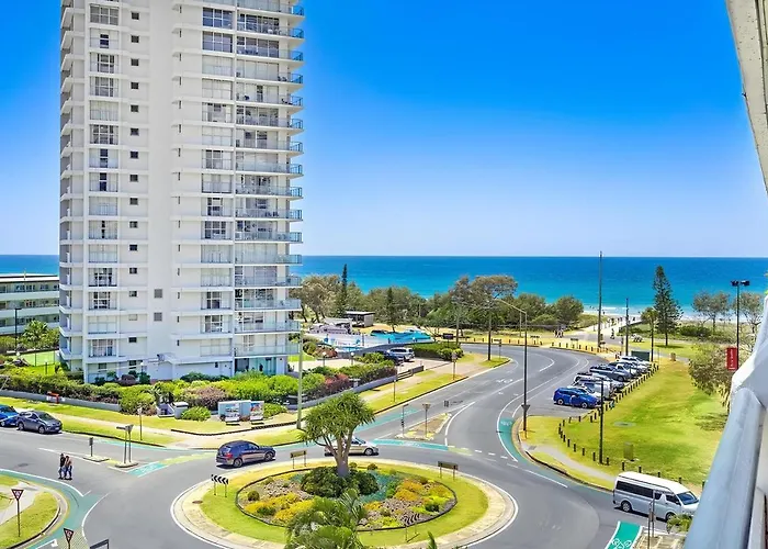 Blue Palms By The Beach Gold Coast