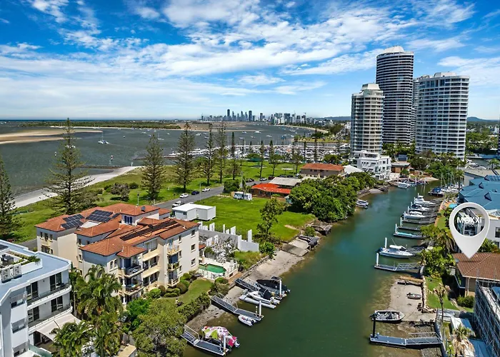 Canal Luxury Living & Boat Ramp Coastalcoastretreats Gold Coast