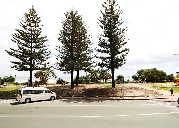 Beachfront Escape In Coolangatta Gold Coast