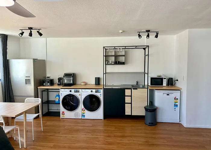 Orchid Avenue Apartment Gold Coast