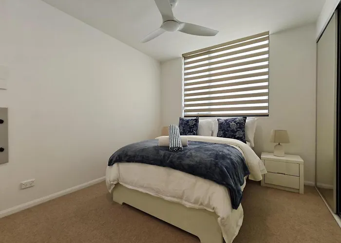Luxury 3Br, 2Ba Unit With Pool & Bbq In Gold Coast Apartment