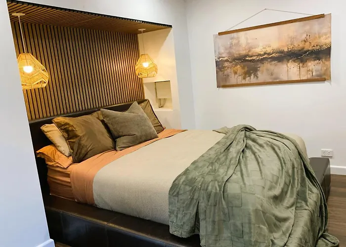 The Pool House Carrara Apartment Gold Coast