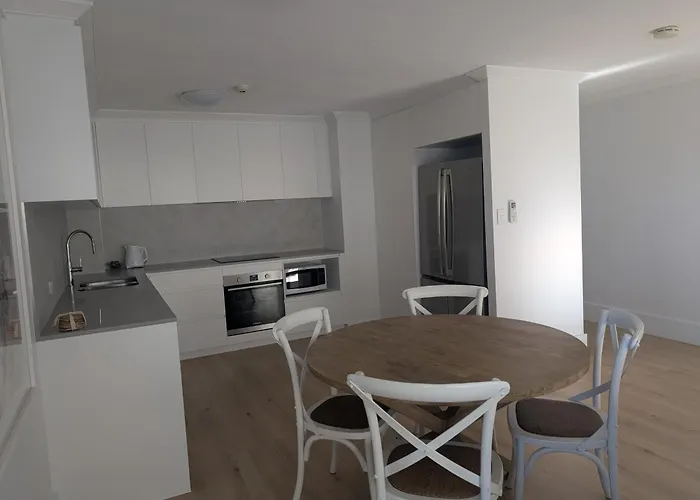 Pacific Surf Absolute Beachfront Apartments Gold Coast