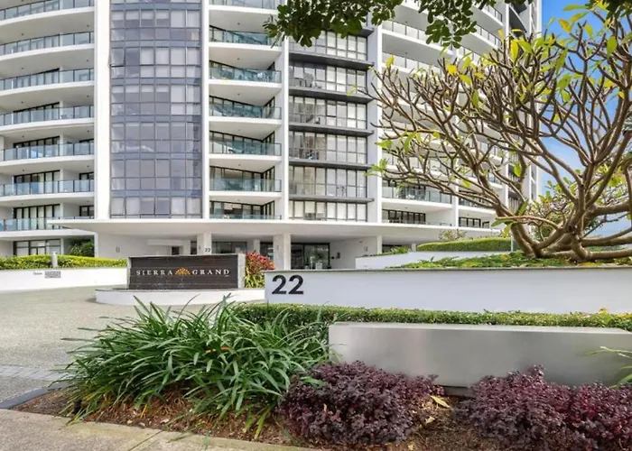 Stunning 2 Bed Apartment In Sierra Grand - Coasthm Gold Coast