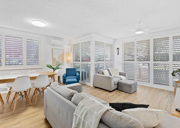 3 Bedroom Beachfront At Wyuna Apartments Gold Coast