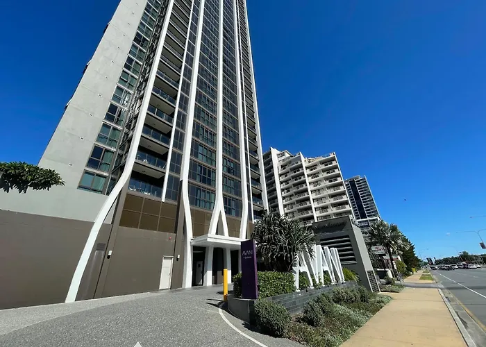 Broadbeach Apartment Level 10 With Beach Views Gold Coast