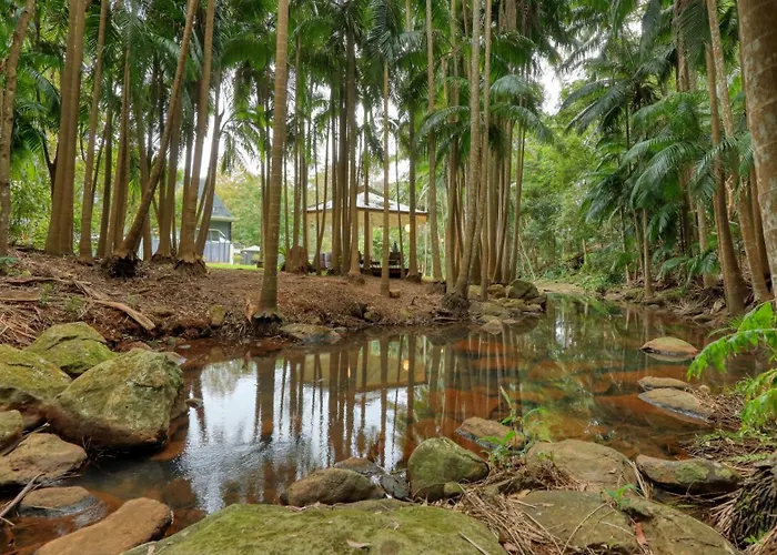 Mt Tamborine Stonehaven Manor Hotel Gold Coast
