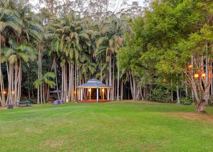 Mt Tamborine Stonehaven Manor Hotel Gold Coast