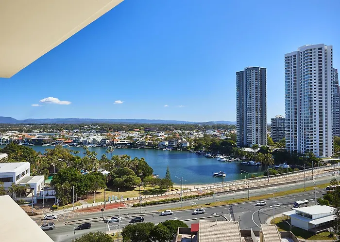 Seacrest Beachfront Apartments Gold Coast