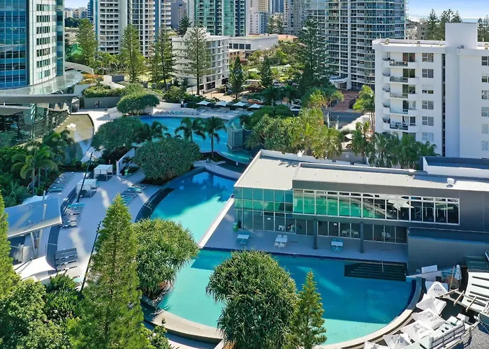 Q Tower Apartment Gold Coast
