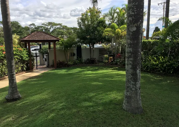 Burleigh Palms Holiday Apartments Gold Coast