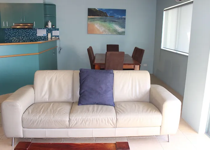 Gold Coast HotelsCurrumbin Sands On The Beach