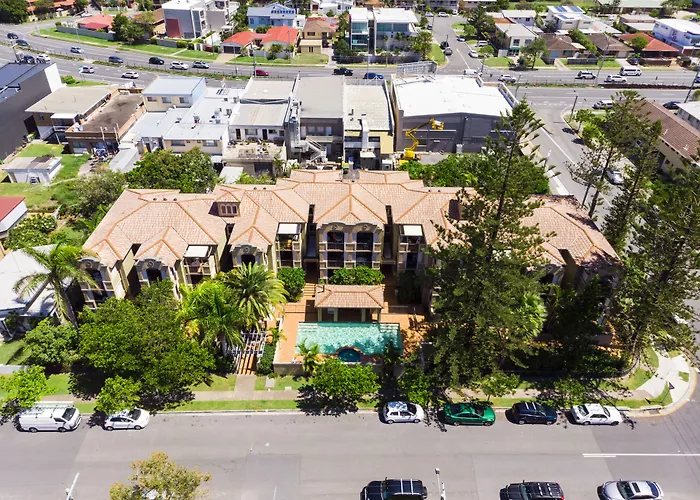 Beaches On Wave Street Gold Coast