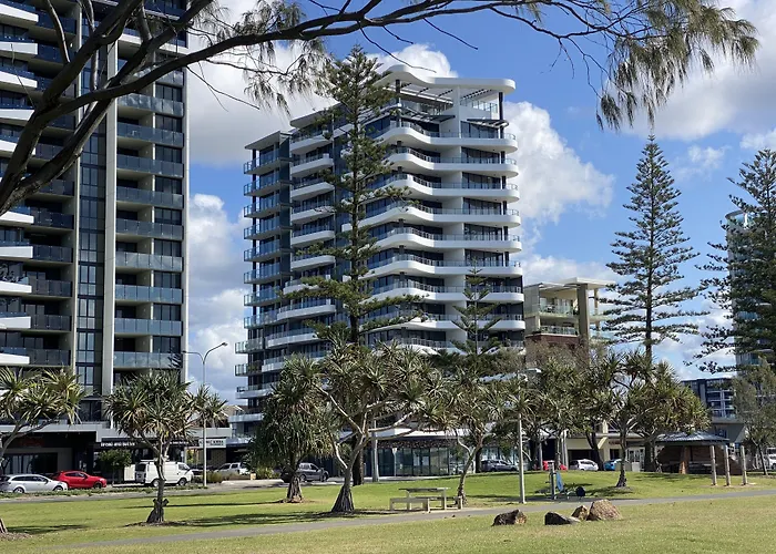 X Kirra Apartments Gold Coast
