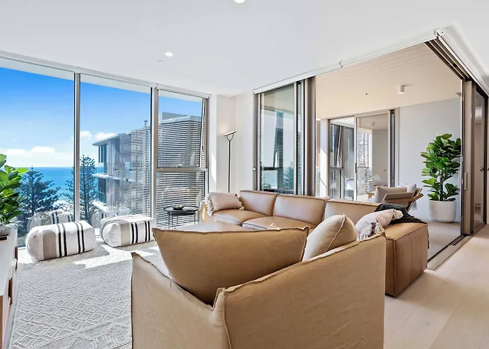 Luxury Ocean View Burleigh Apartment Gold Coast