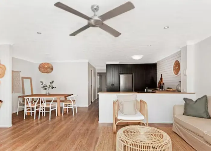 Oceanside Cove Aparthotel Gold Coast