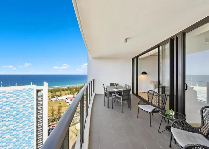 Ocean View 3-Bed With Gym, Pool, Sauna & Parking Gold Coast