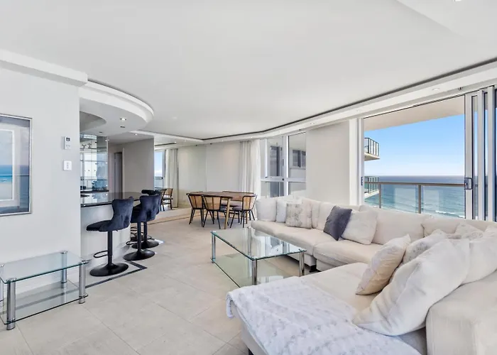 Ultimate Surfers Beachfront 2B Gold Coast