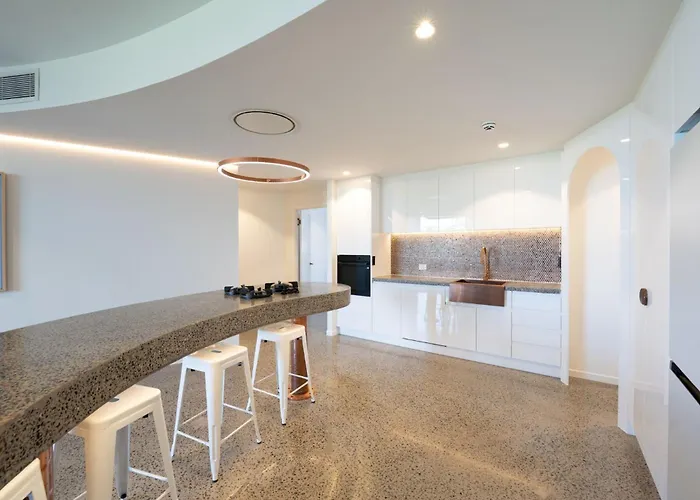 19Th Avenue On The Beach Gold Coast