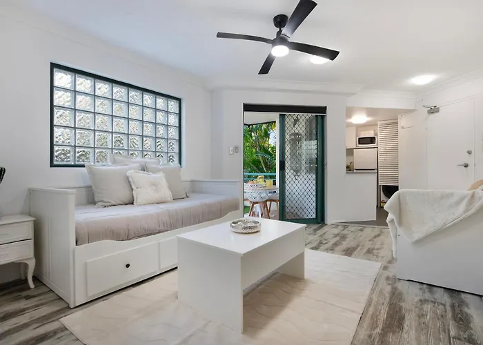 Pets Paradise - Top Location With Free Parking Gold Coast