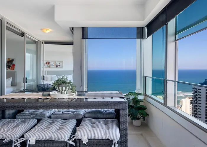 Luxury 3 Bedroom Apartment With Ocean Views - Coast Hm Gold Coast