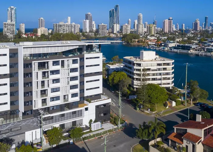 Peninsular Gold Coast Aparthotel
