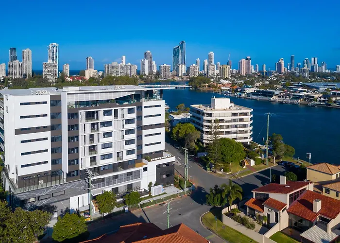 Peninsular Gold Coast Aparthotel