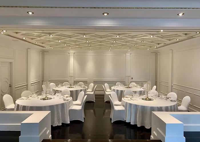 Imperial Hotel Gold Coast