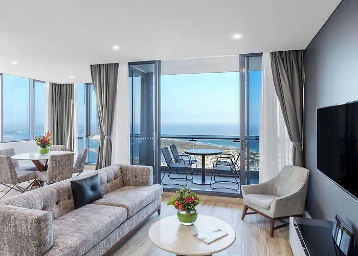Meriton Suites Southport Gold Coast
